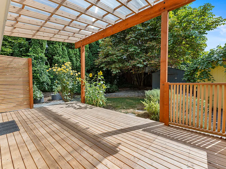 4230 SE Francis St — Photo 6