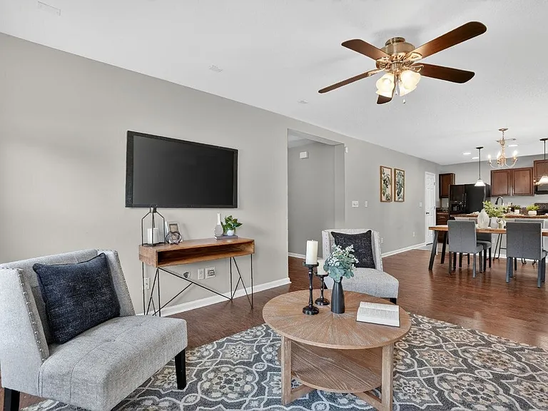 12190 Alexandra Dr — Photo 12
