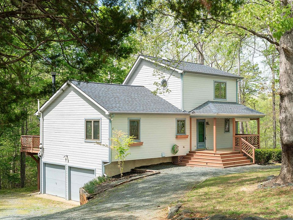 1st image of 4 Nutwood Cir