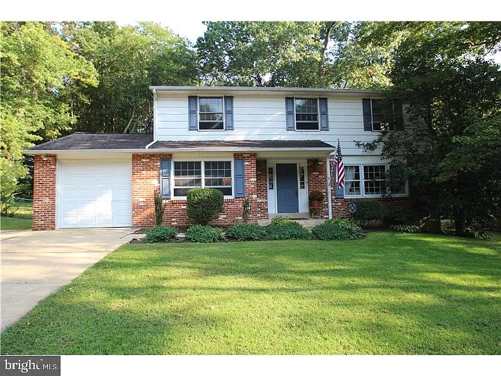 11 Saint Regis Dr photo 1