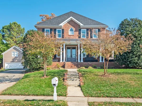 30020 Village Park Dr, Chapel Hill, NC 27517