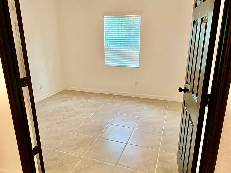 182 Glass Onion Dr — Photo 10