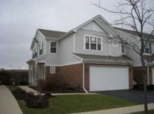 2662 Lorraine Cir, Geneva, IL 60134