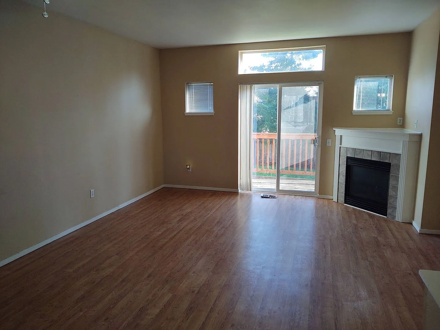 Private 2 bedroom Townhouse close to Nike — Photo 4