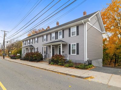 372 River St UNIT 4, Waltham, MA, 02453
