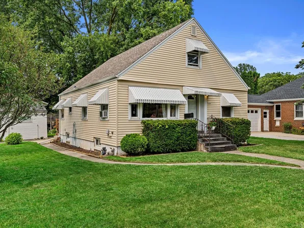 1022 High STREET, West Bend, WI 53090