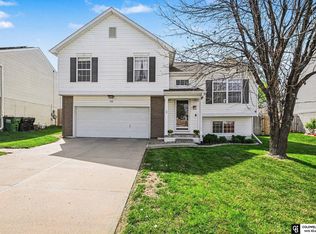 7816 S 159th St, Omaha, NE 68136
