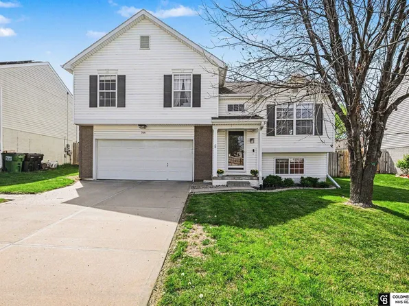 7816 S 159th St, Omaha, NE 68136