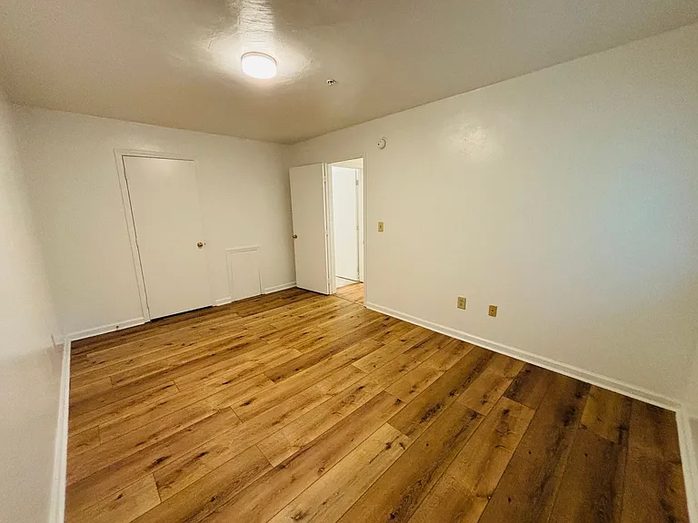 927AB - 410 Houston St. - DM — Photo 111