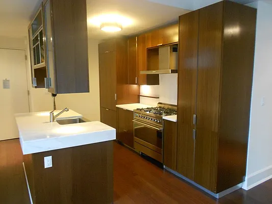 Rented by Windsor Property Management | media 10