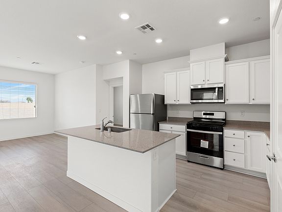 This chef-ready kitchen is the perfect space for preparing for hosting family and friends.
