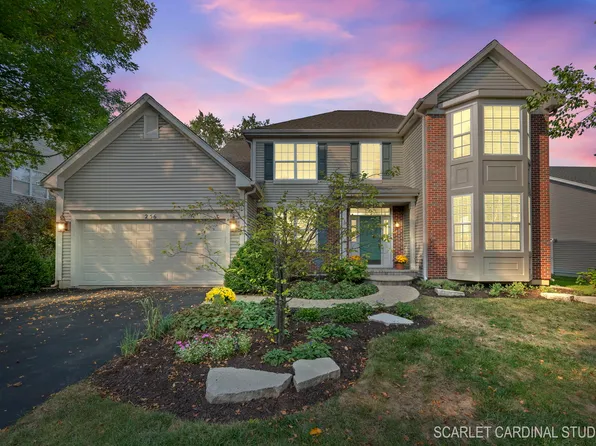 256 Belle Vue Ln, Sugar Grove, IL 60554