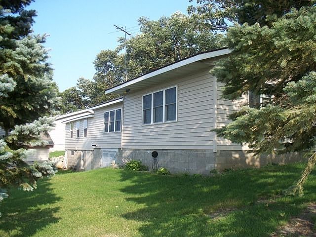2nd image of 9420 Oriole Ln SW