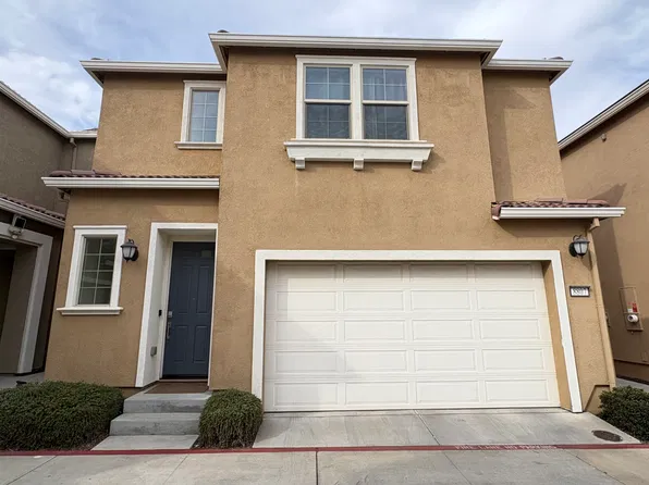 8807 Solo Way, Elk Grove, CA 95757