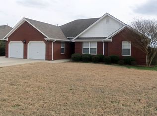 203 Double Oak Ct, Florence, AL 35633