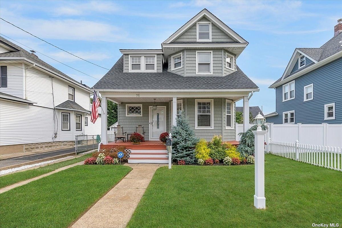 75 Clinton Avenue, Lynbrook, NY 11563 Zillow