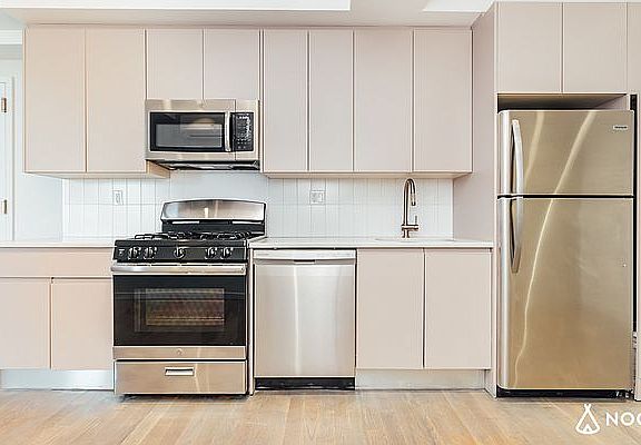 2nd image of 594 Bushwick Ave APT 607