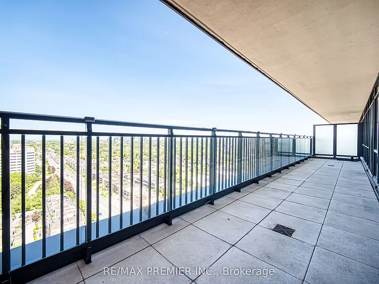 800 Lawrence Ave W #2013 — Photo 28
