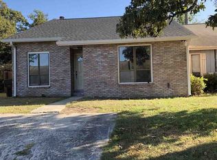 107 Leisure Lake Ct, Warner Robins, GA 31088