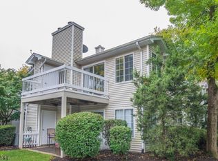 72 Sage Ct, Bedminster, NJ 07921