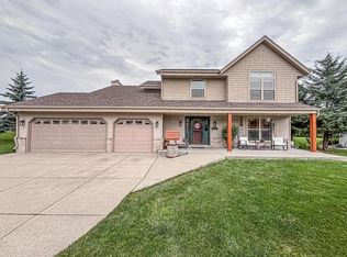N73W15494 Paseo Ln, Menomonee Falls, WI 53051
