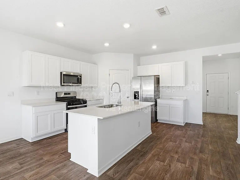 190 Ardila Cir — Photo 7