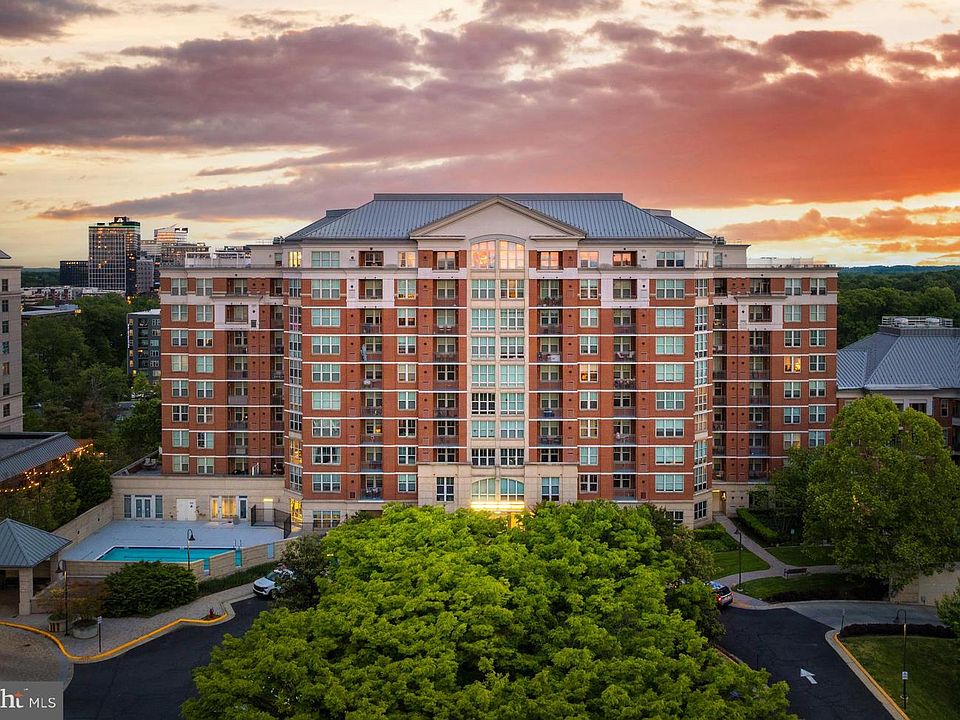 1st image of 11760 Sunrise Valley Dr APT 813