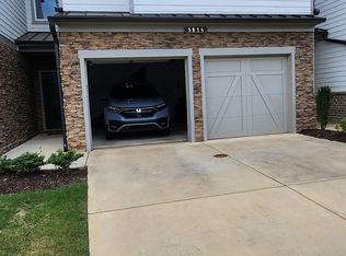 5815 Thornton Dr, Cumming, GA