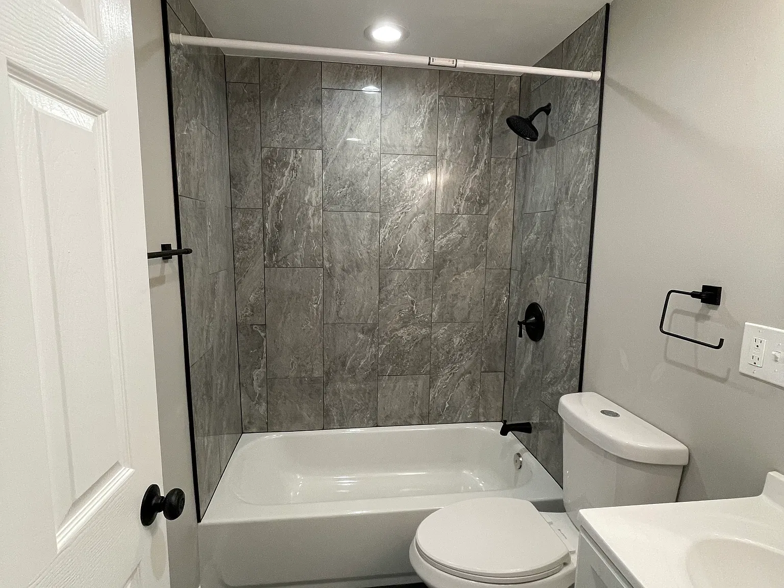 2 bed, $1,500 — Photo 4