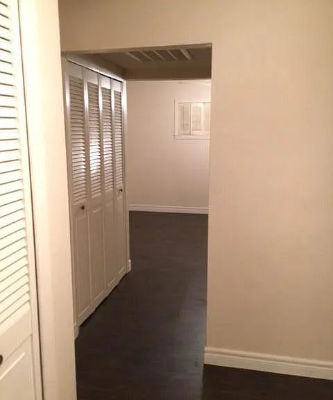 10606 Emnora Ln — Photo 23