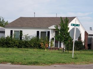 1320 W 5th St, Elk City, OK 73644