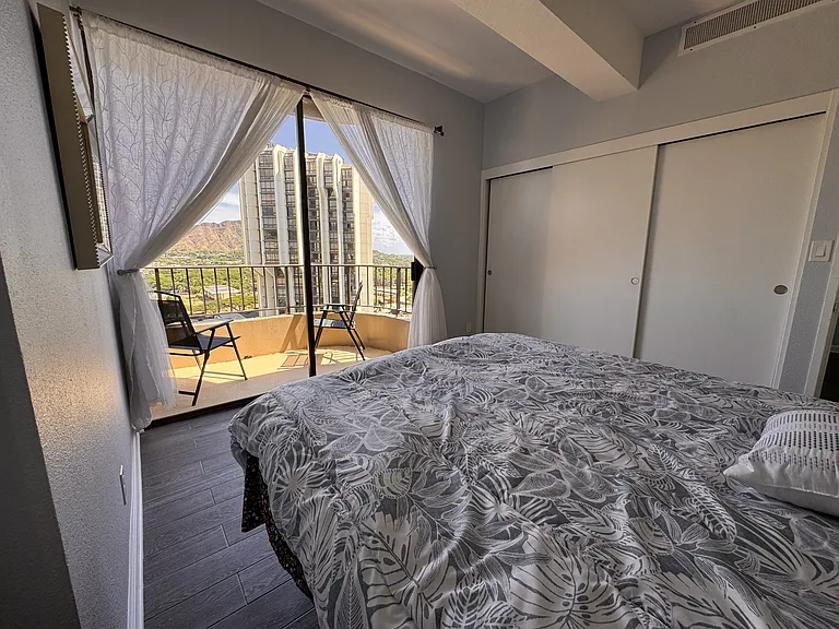 311 Ohua Ave #Penthouse 4 — Photo 37