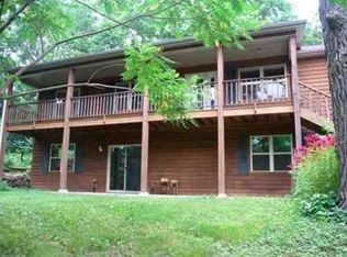 W3284 Buffalo Hills Rd, Pardeeville, WI 53954