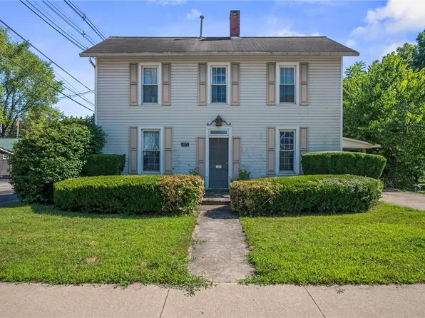 127 W Vine St, New Wilmington, PA 16142