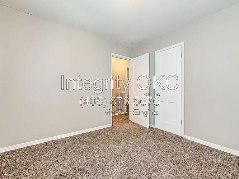 416 Reed Pl — Photo 28