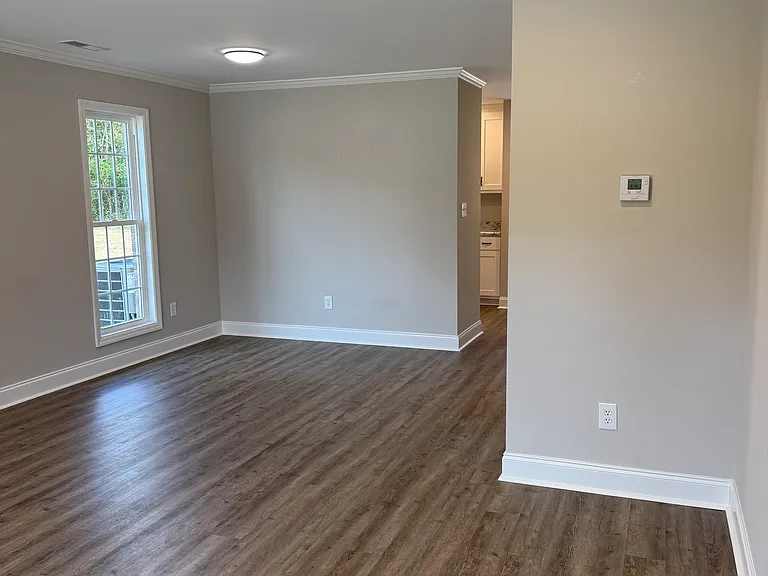 16494 Blackburn Ln — Photo 4