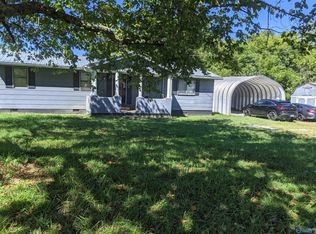 21 County Road 295, Higdon, AL 35979