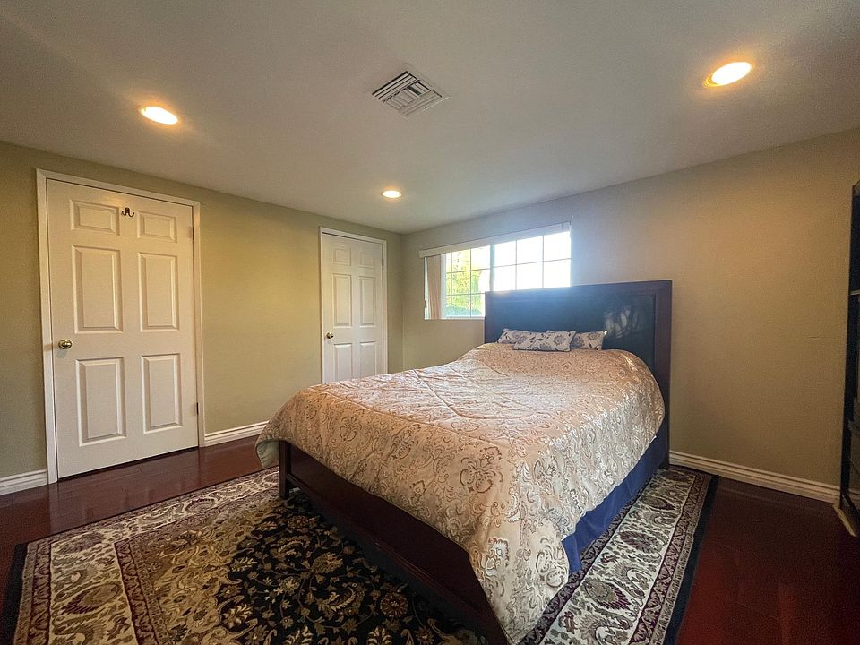 2nd image of 5827 McDonie Ave #2