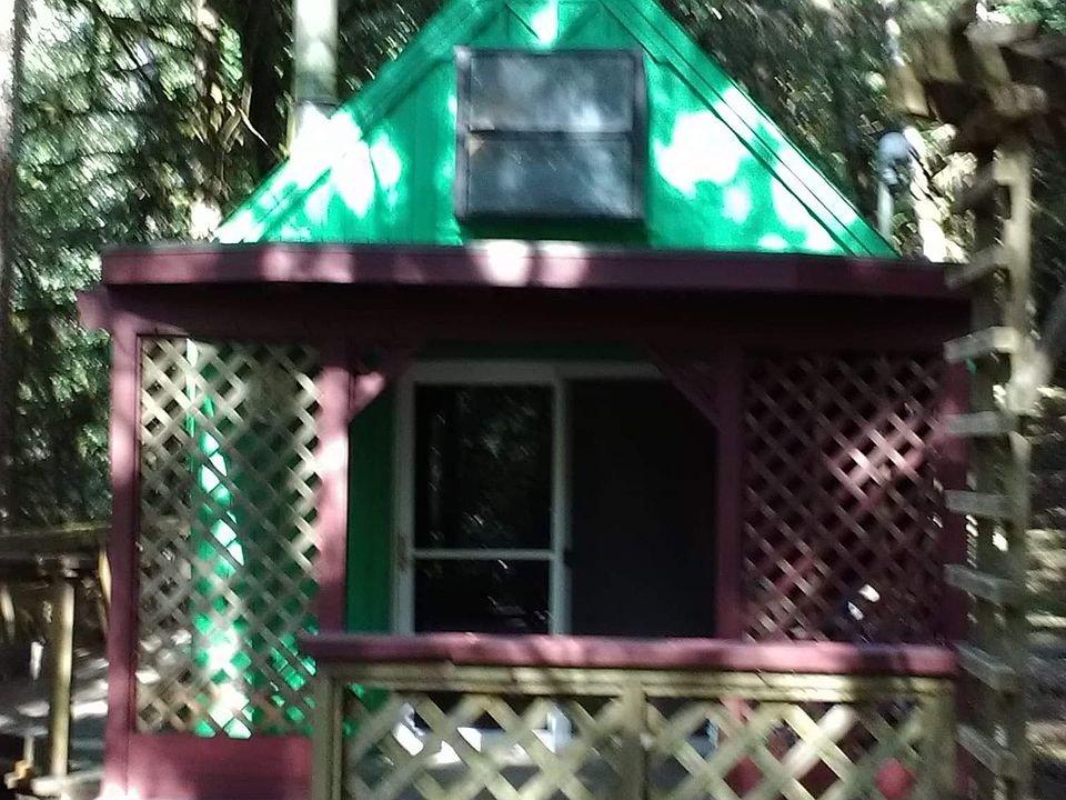 1st image of 300 E Canyon View Ln