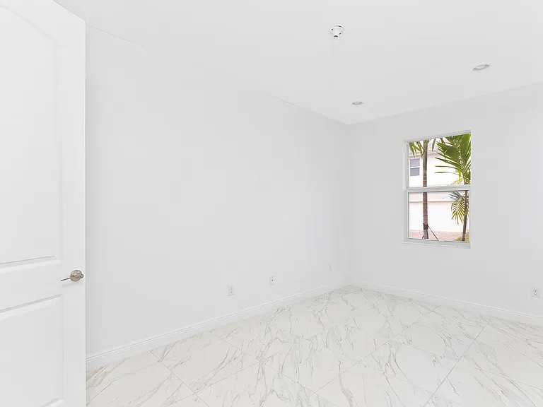 6979 Pines Cir #35 — Photo 6