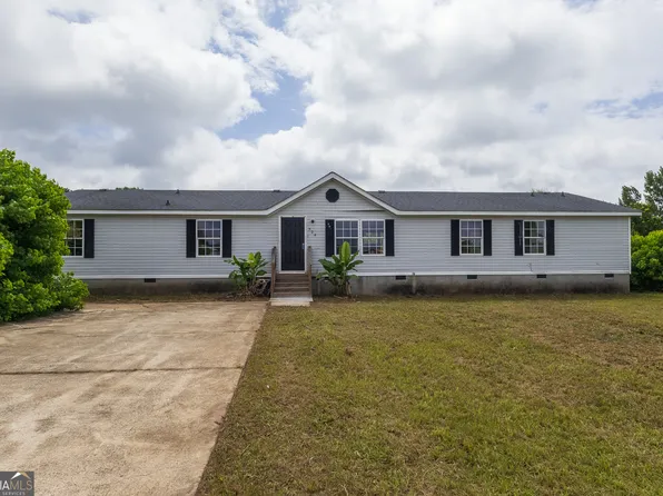 324 Cavalry Ct, Byron, GA 31008