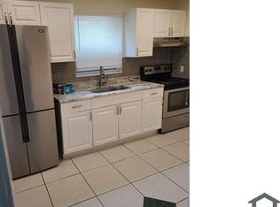 1440 W 31st St, Riviera Beach, FL 33404