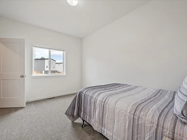 1724 Richard Martin Dr — Photo 14