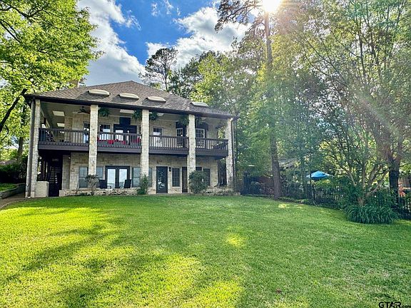 4th image of 1551 Tanglewood Dr E