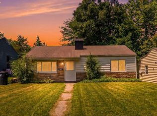 1929 Swygart Ave, South Bend, IN 46613