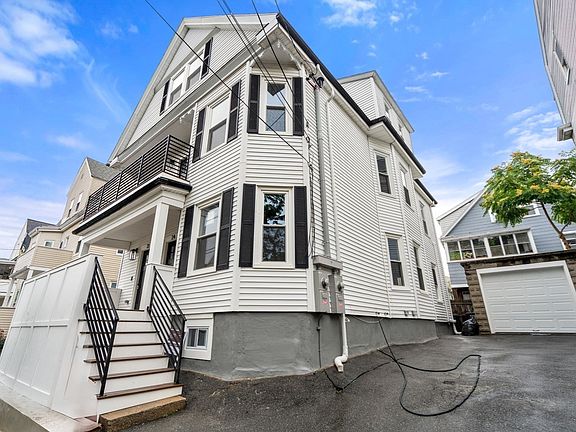 2nd image of 22 Charnwood Rd #2