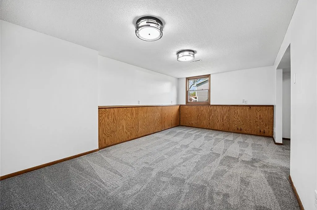 4 bed, 1844 sqft, $2,995 — Photo 4