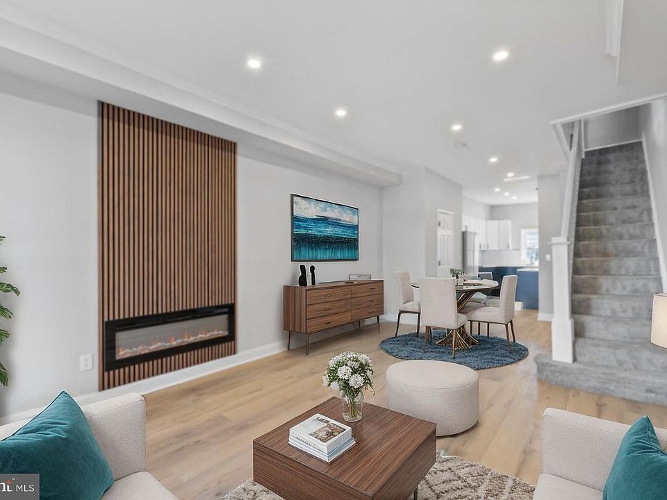 1st image of 653 Bartlett Ave