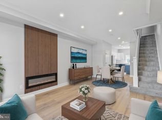 653 Bartlett Ave, Baltimore, MD 21218