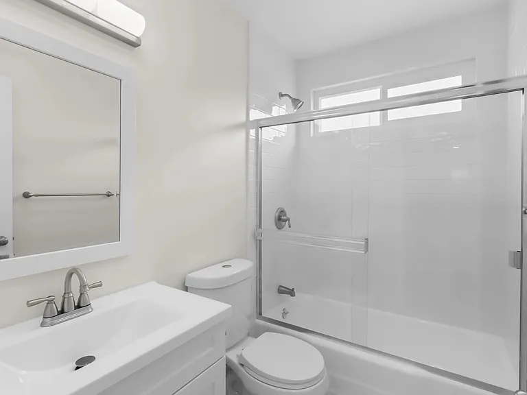 2823 S Corning St #4 — Photo 22
